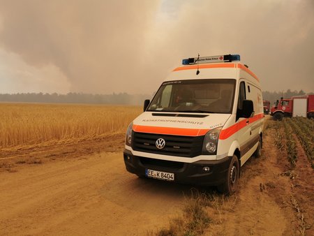 Katastrophenschutz-Einsatzfahrzeug des DRK-Kreisverbands Lausitz e.V. beim Waldbrandeinsatz 2022.